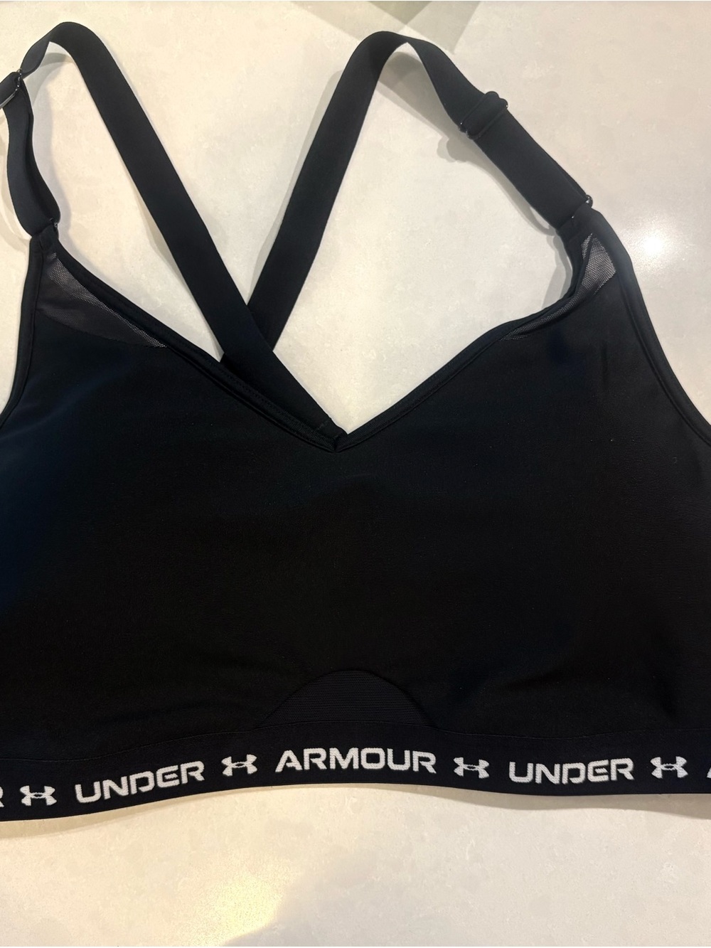 Under Armour Black Cross-Back Elastic-Band Sports Bra